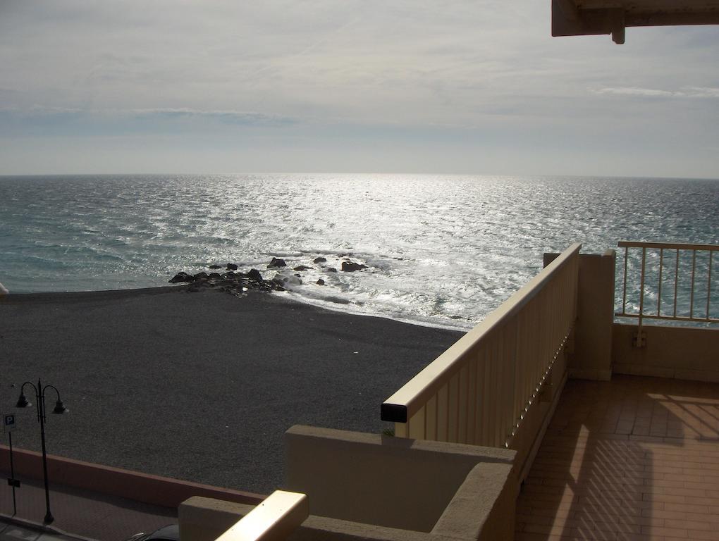 Appartamento Giardino Ventimiglia Exterior photo